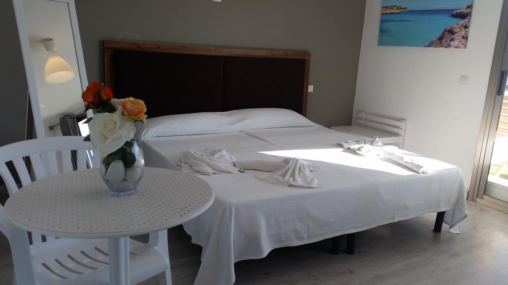 Es Nautico Suites Porto Cristo Ngoại thất bức ảnh